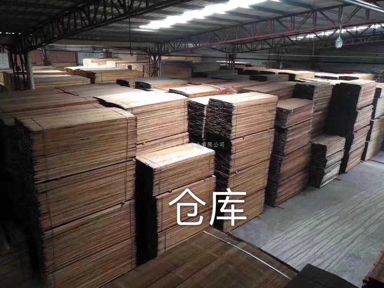5.1雙發(fā)優(yōu)惠大酬賓活動(dòng)，趕緊來參加，有買有送，多買多送！